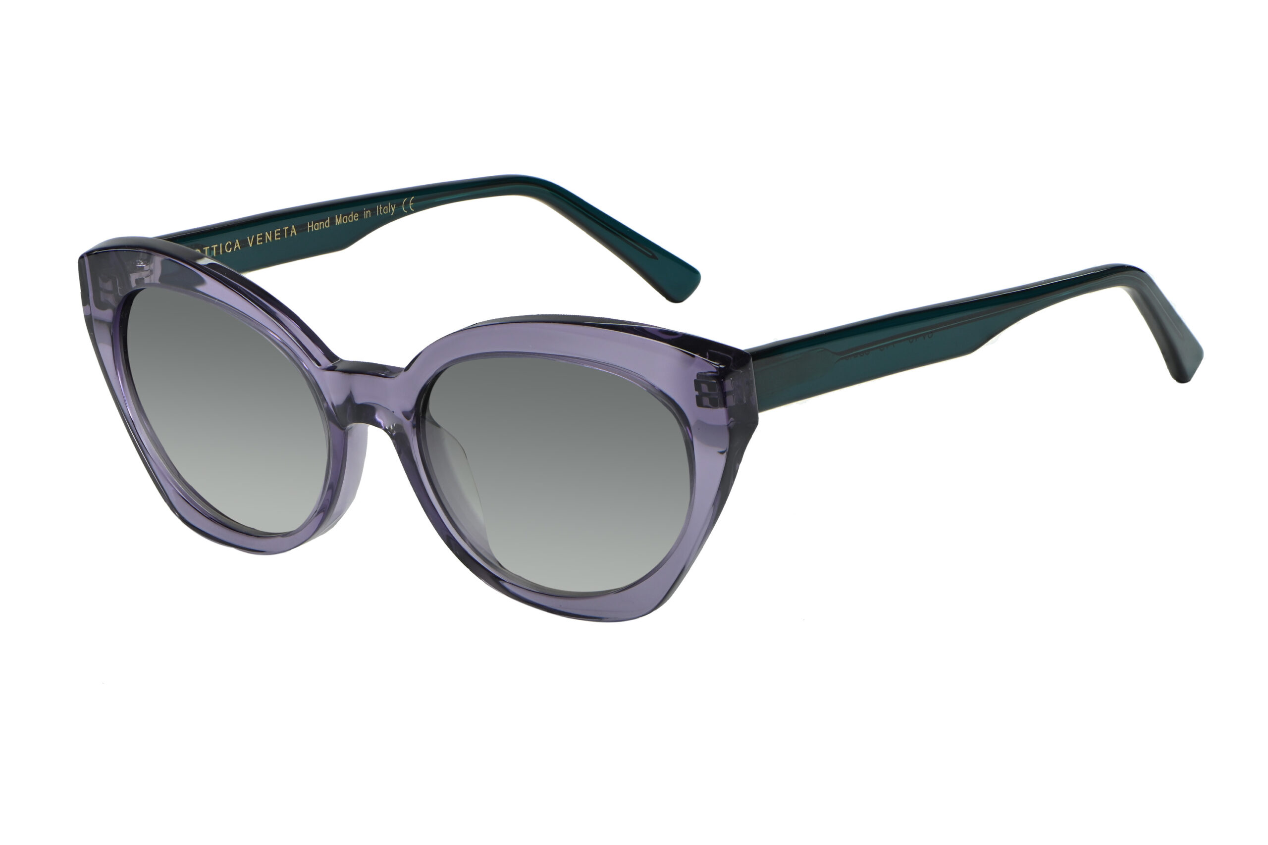 OV 46 c.743 – Purple front with green temples